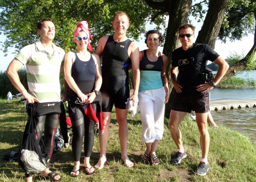 plywanie w jeziorze blog o bieganiu i stylu życia akademia triathlonu